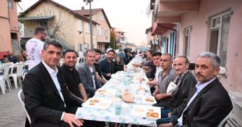 BAŞKAN KOCAMAN, İBRİKDERE’DE ORUÇ AÇTI