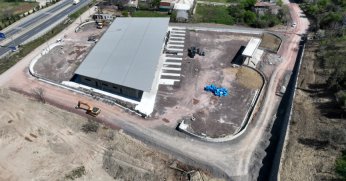 Karamürsel terminal binasında çatı imalatı tamam