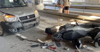 Kocaeli'de hafif ticari araç motosiklete arkadan çarptı: 1 yaralı