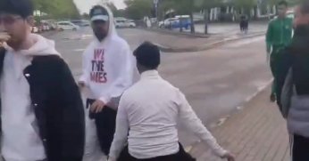 Bir garip olay: Yolda yürüyenleri önce korkuttular, sonra saldırdılar