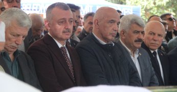 Acun Ilıcalı'nın amcası son yolculuğuna uğurlandı