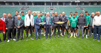 Başkan Büyükakın’dan Kocaelispor’a moral ziyareti
