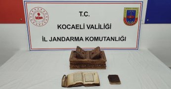 Kocaeli'de 14. yüzyıl dönemine ait Kuran-ı Kerim ele geçirildi