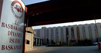 DİYANET İŞLERİ BAŞKANI ERBAŞ, AUDİ A8 ARACINI İADE ETTİ