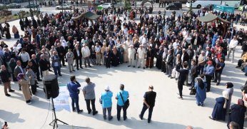 Derince'de hacı adayları dualarla uğurlandı