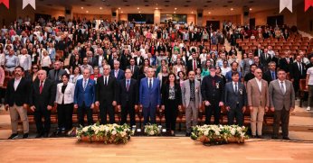 Kocaeli Üniversitesi 25. Yıl Hizmet Onur Töreni düzenlendi   