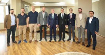 Büyükakın: İnsan hakları için sesimizi yükseltelim