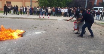 Büyükşehir İtfaiyesi’nden gençlere eğitim