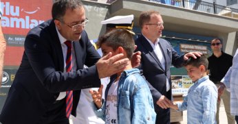 “Barış ve Sağlık Dolu Bayramlar Diliyorum”