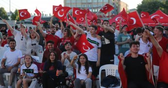 Kent Meydanında çifte bayram coşkusu