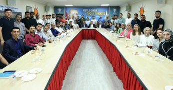 Başkan Büyükakın,  Kocaeli gençlik kollarına konuk oldu