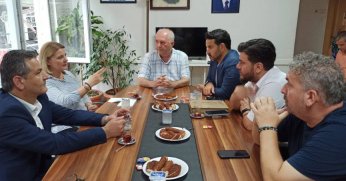 CHP İzmit’ten sendikalara teşekkür