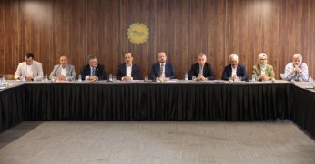 AK Parti’de elektrik problemleri ve  yatırımlarla ilgili üst düzey toplantı