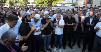 Kocaeli'de yüzlerce kişi Heniyye için toplandı