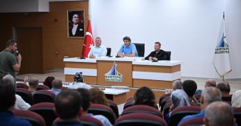 KOCAMAN VE MUHTARLARDAN DEĞERLENDİRME TOPLANTISI