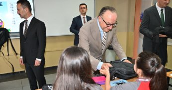 KSO’dan öğrencilere okul çantası ve kırtasiye malzemesi desteği