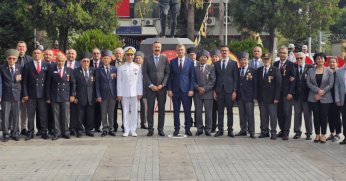 GAZİLER GÜNÜ GÖLCÜK'TE TÖRENLE KUTLANDI