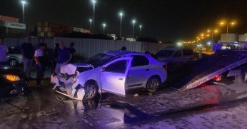 Virajı alamayan otomobil karşı şeride geçti: 5 yaralı