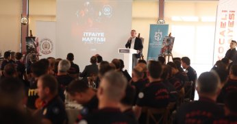 ‘’Kahraman itfaiyecilerimizin alınlarından öpüyorum’’