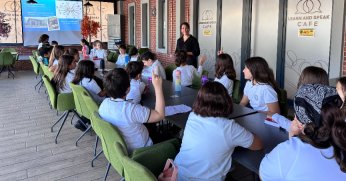 İngilizce Dersleri Learn and Speak Cafe’de Daha Güzel