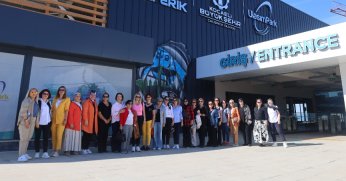 Kadın muhtarların teleferik gezisi