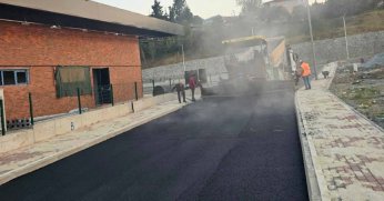 Karamürsel’in yeni otogarına asfalt