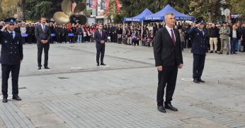 GAZİ MUSTAFA KEMAL ATATÜRK GÖLCÜK´TE TÖRENLE ANILDI