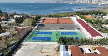 Büyükşehir’in İzmit Tenis Merkezinde sona doğru