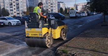 Büyükşehir, Çayırova’da bozulan yolları onarıyor