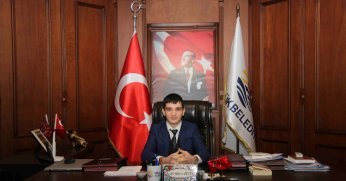 Anıl Ege  koltuğa geçti