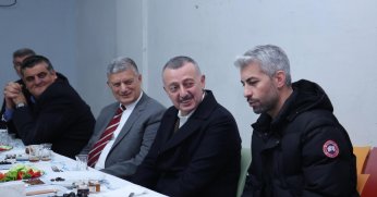 Esnaf ile güne başladı