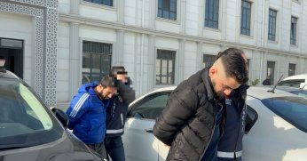 Binlerce lira vurgun yaptı!