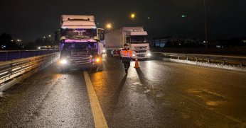 Tem otoyolunda kaza: 4 yaralı