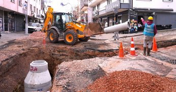 İSU’DAN DERİNCE DENİZCİLER CADDESİ’NE 30 MİLYONLUK ALTYAPI YATIRIMI