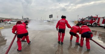 Büyükşehir İtfaiyesi’nden AKUT’a eğitim