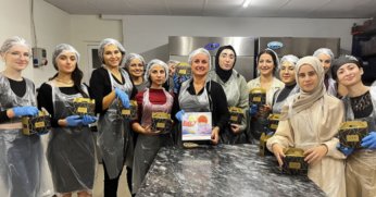 ‘Tut Elimi’ projesi ile çikolata atölyesi