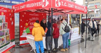 Yeni yıl dileklerini toplamaya başladı