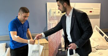 Başkan Akbal Hastalara Moral Oldu