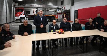 ARSLAN, YILIN SON GÜNÜNÜ EMEKÇİLERLE BİRLİKTE GEÇİRDİ