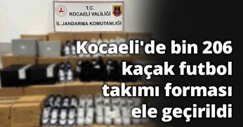 Bin 206 kaçak futbol takımı forması ele geçirildi