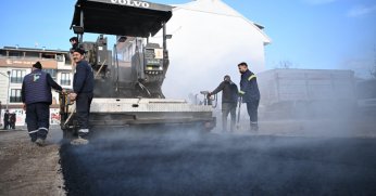 KARTEPE İSTASYON MAHALLESİ’NDE 280 TON ASFALT