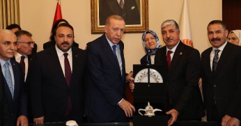 Cumhurbaşkanı Erdoğan'a, Başkan Ömeroğlu'ndan ziyaret