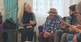 Dilovası Belediyesi’nden huzurevine anlamlı ziyaret