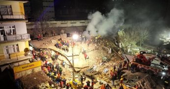 1 kişinin cansız bedenine ulaşıldı