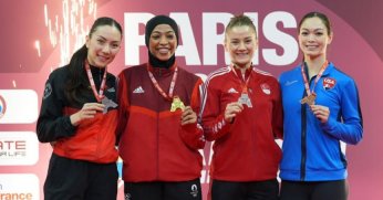 Paris’te kürsüde!