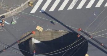 Tokyo'da Çöken yolda Aksaklıklar yaşanıyor 