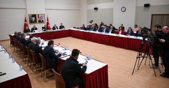 İl güvenlik ve asayiş toplantısına katıldı