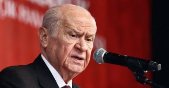 Geçmiş olsun dileklerini iletti