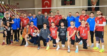  Gebze Voleybol Takımı rakibini 3-0 mağlup etti