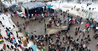 Kar üstünde horon şov